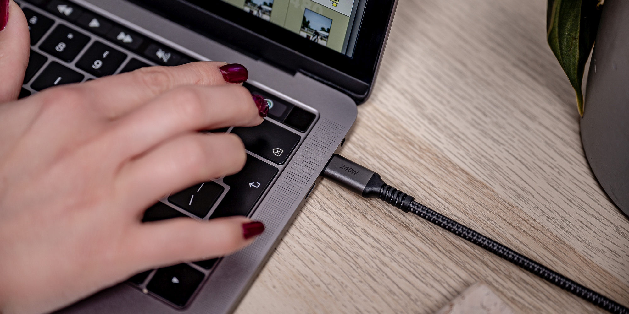 Kabel-Newell-USB-C-na-USB-C-240-W-2-m-grafit-13